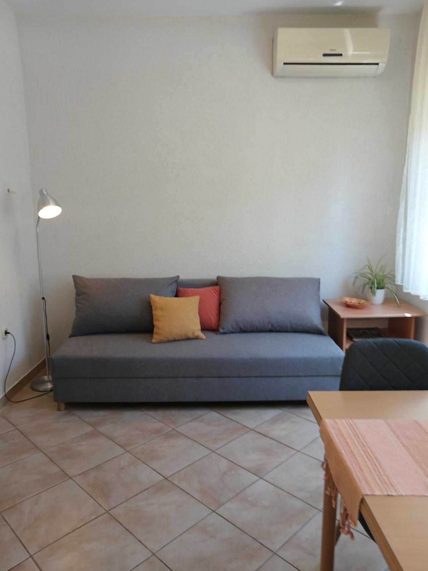 Apartments Jadranka Ivana PUY מראה חיצוני תמונה