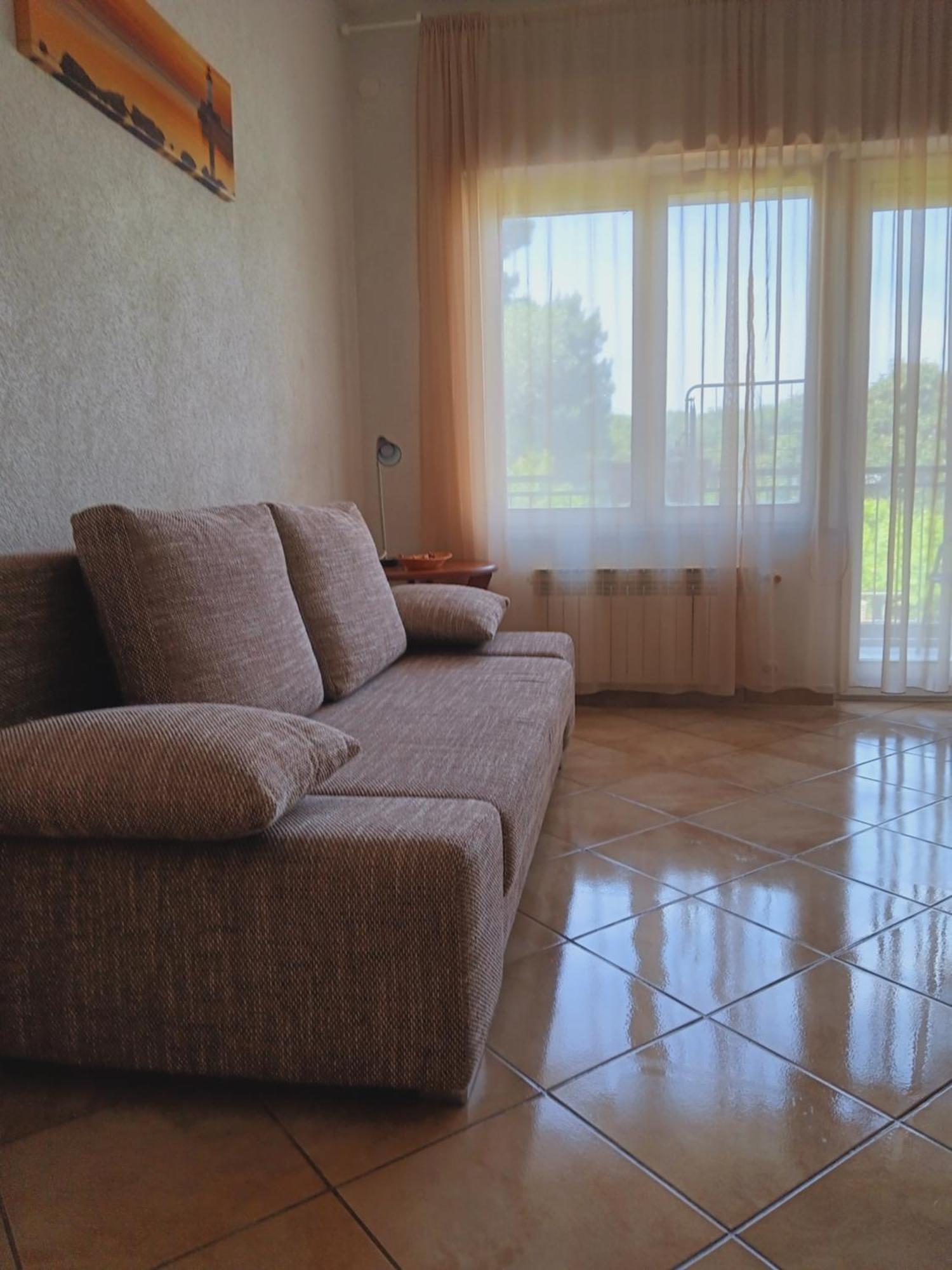Apartments Jadranka Ivana PUY מראה חיצוני תמונה