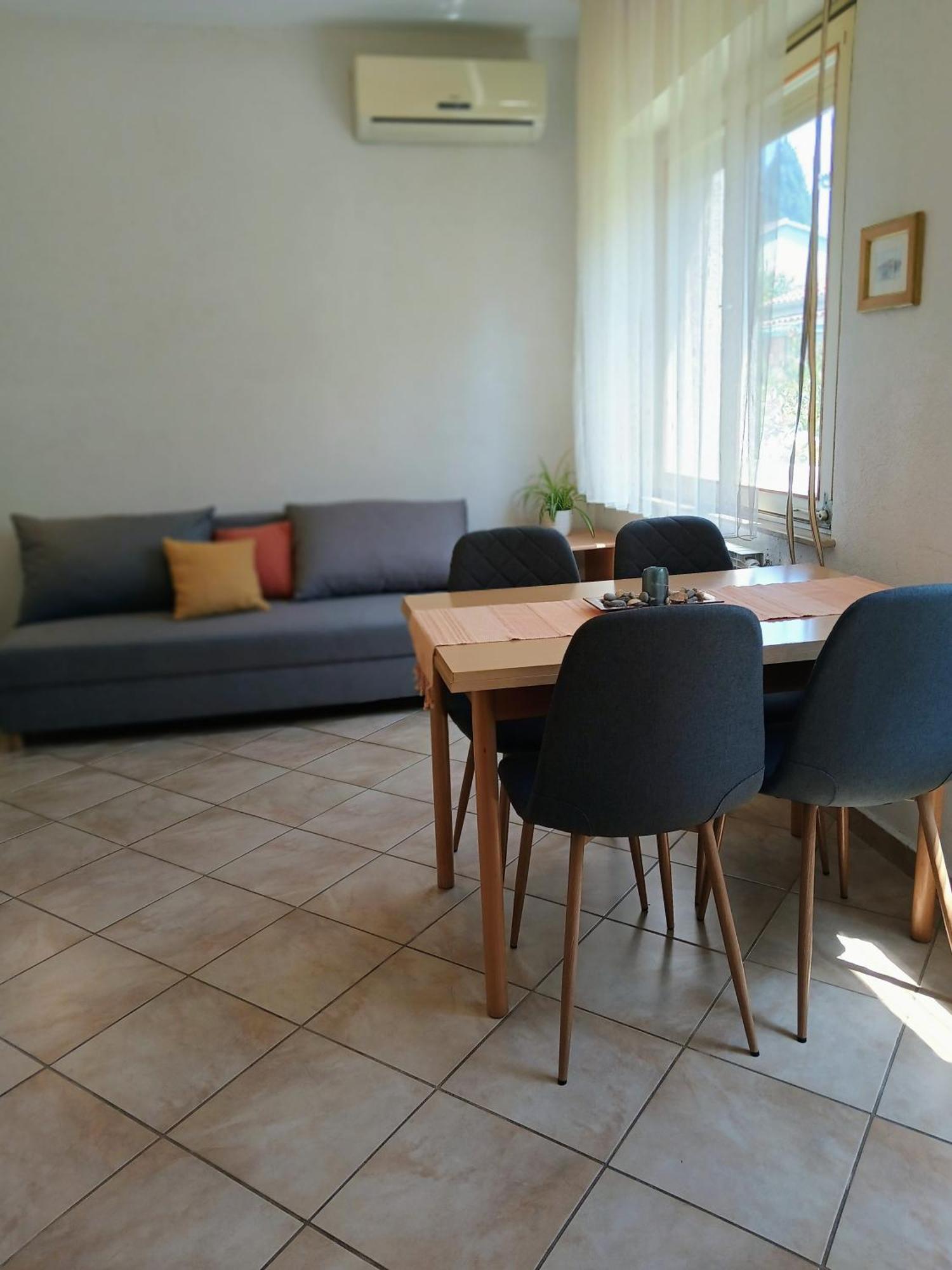 Apartments Jadranka Ivana PUY מראה חיצוני תמונה