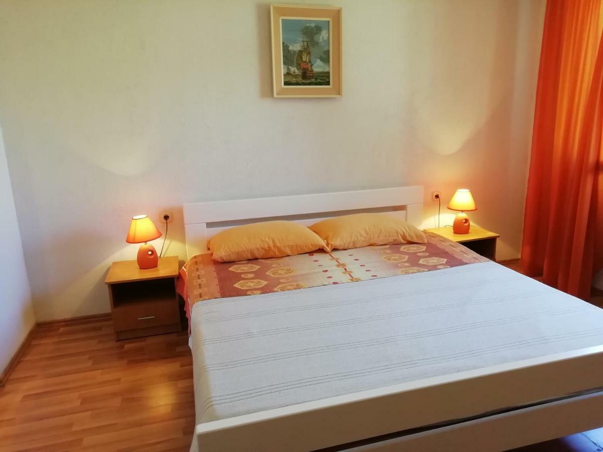 Apartments Jadranka Ivana PUY מראה חיצוני תמונה